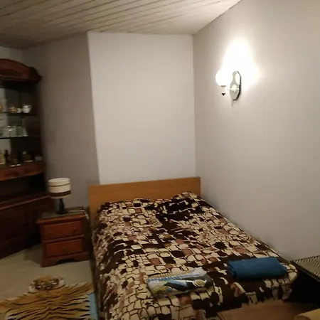 Roja Hotel